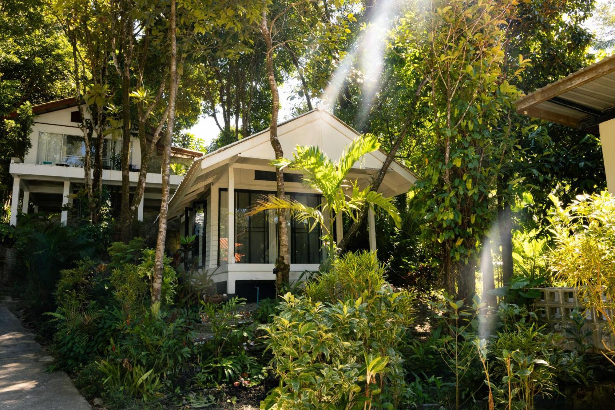 Barefoot Project Formerly Baan Klong Kleng Koh Phayam Εξωτερικό φωτογραφία