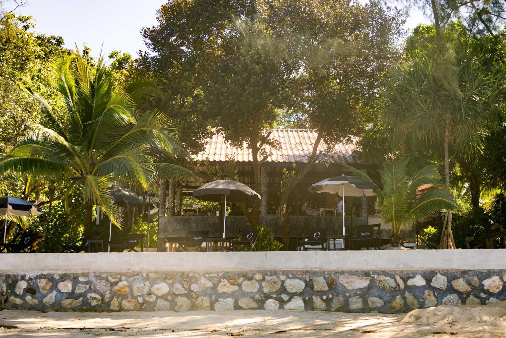Barefoot Project Formerly Baan Klong Kleng Koh Phayam Εξωτερικό φωτογραφία
